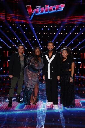 #TeamLegend’s got a real special performance for you guys tonight on #TheVoice https://t.co/isqfL3hUaf