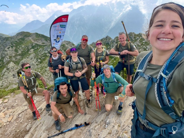 Un trek autour du Mont Blanc pour et avec les blessés de l'armée de Terre